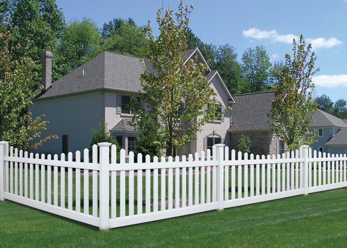 ActiveYards Haven Series Chestnut Scallop Vinyl Picket Fence with New England Post Caps